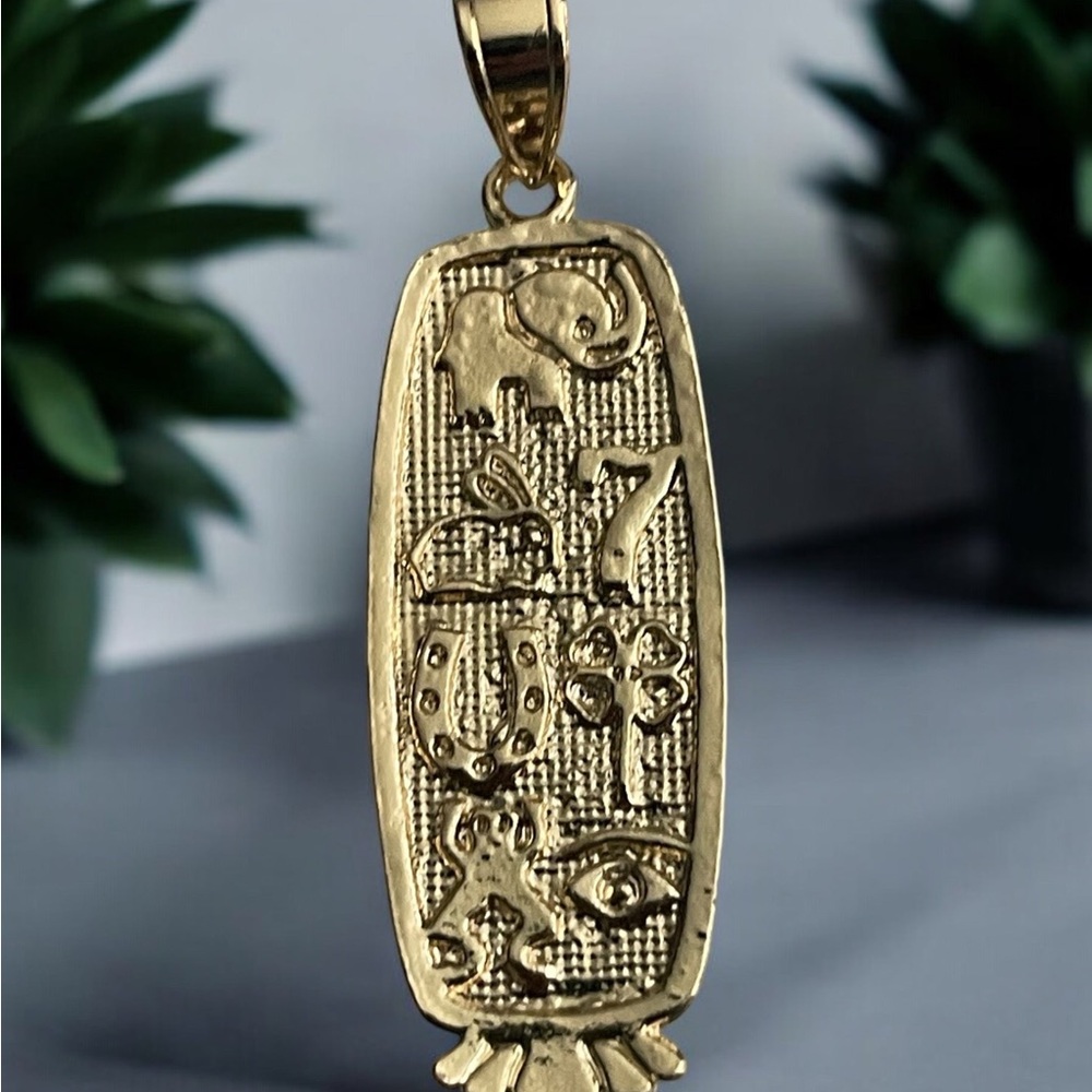 14k Gold Electroplated Good Luck Theme Pendant - Picture 2 of 4